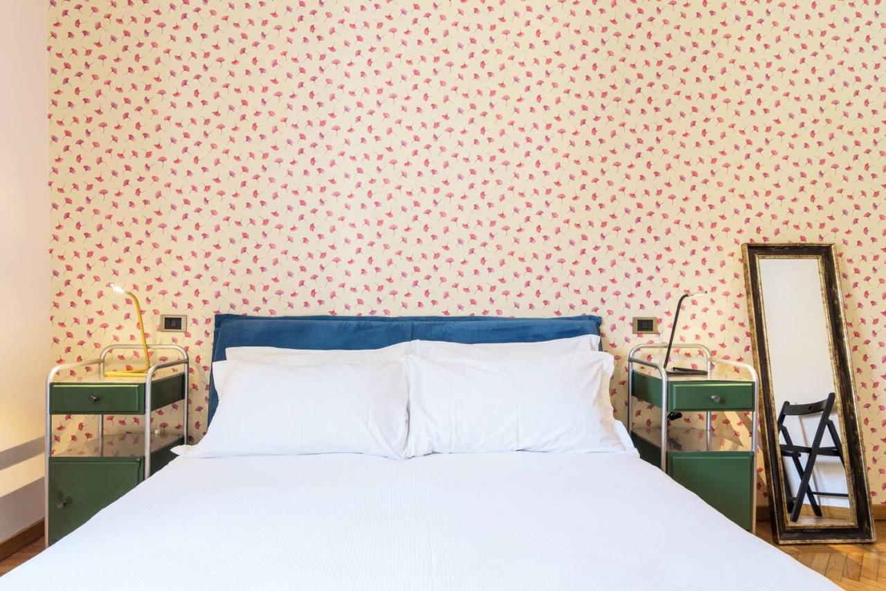 Colored And Spacious Flat Close To Navigli By Easylife Milánó Kültér fotó
